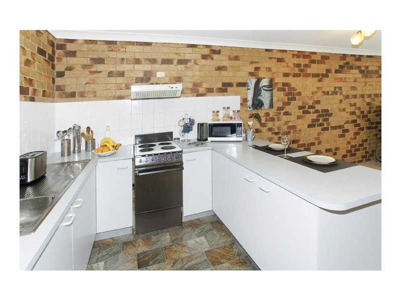 18/45 Marine Parade, Redcliffe QLD 4020