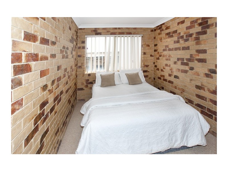 18/45 Marine Parade, Redcliffe QLD 4020