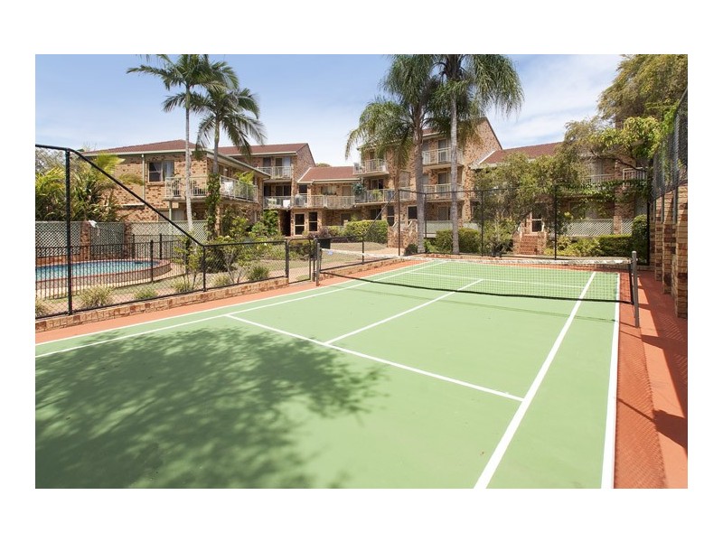 18/45 Marine Parade, Redcliffe QLD 4020