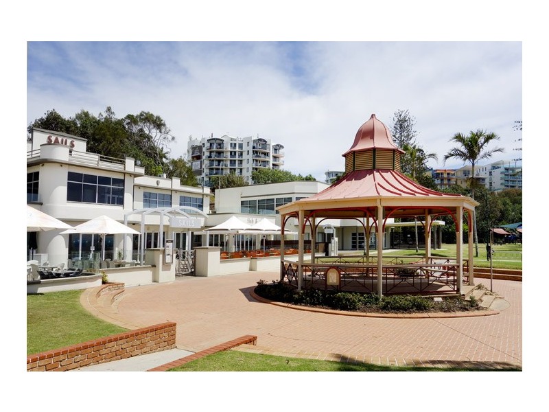 18/45 Marine Parade, Redcliffe QLD 4020