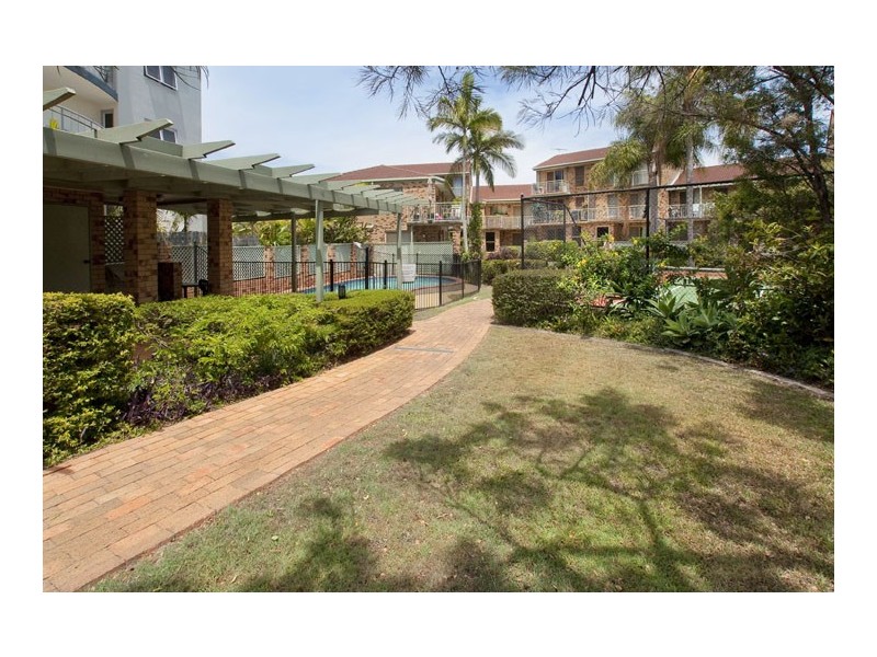 18/45 Marine Parade, Redcliffe QLD 4020