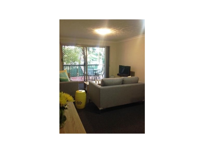 2/28 Sykes Court, Southport QLD 4215