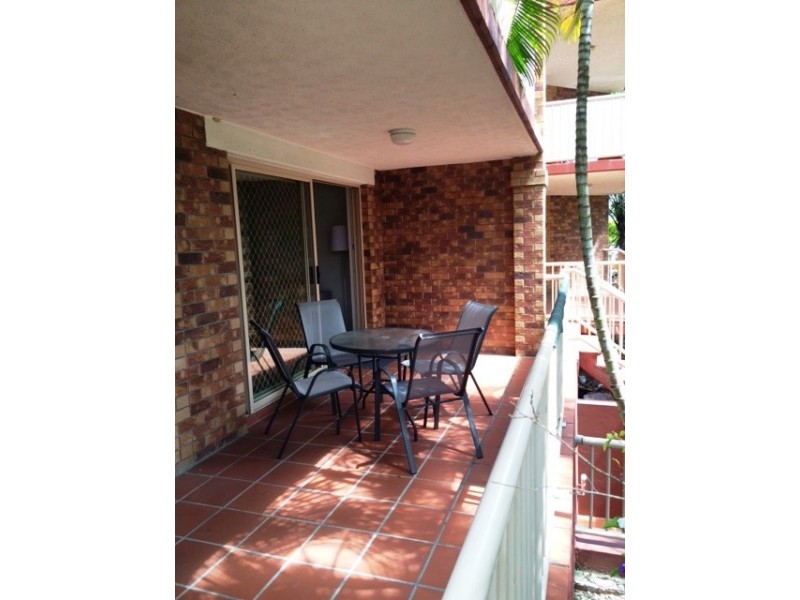 2/28 Sykes Court, Southport QLD 4215