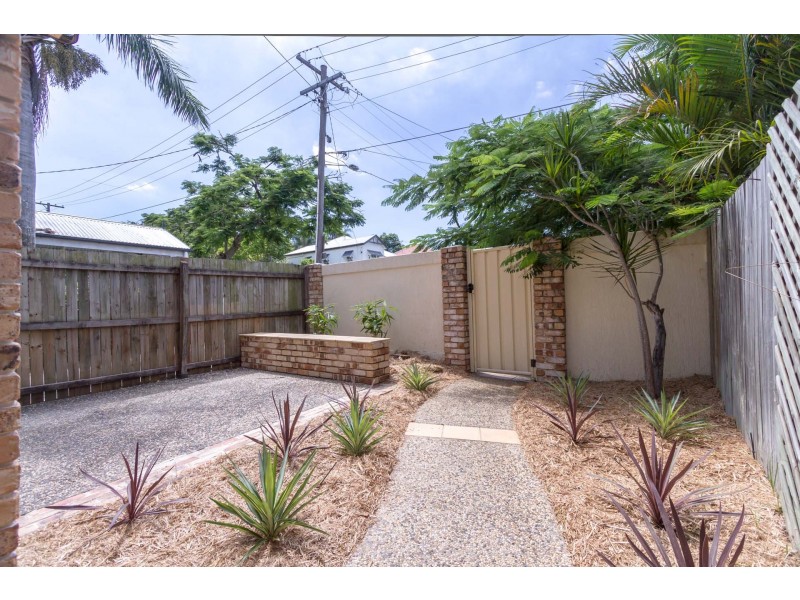 2/38 Salt Street, Windsor QLD 4030