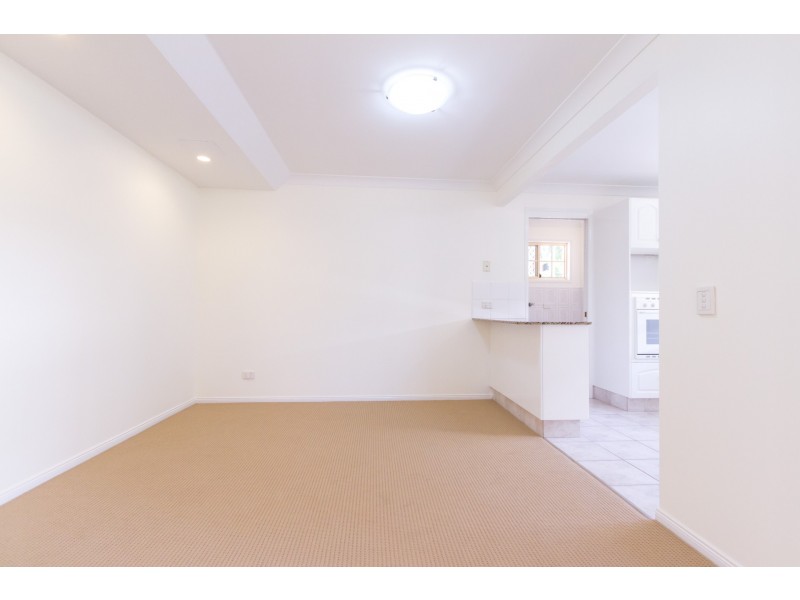 2/38 Salt Street, Windsor QLD 4030