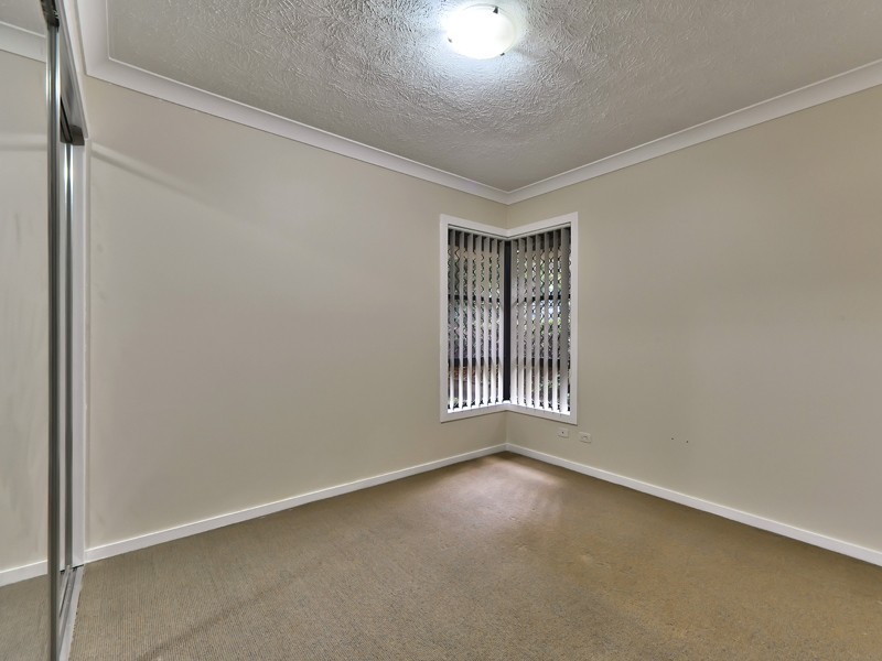 2/42 Hilltop Ave, Chermside QLD 4032