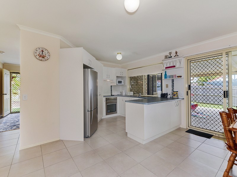 25 Paterson Place, Narangba QLD 4504