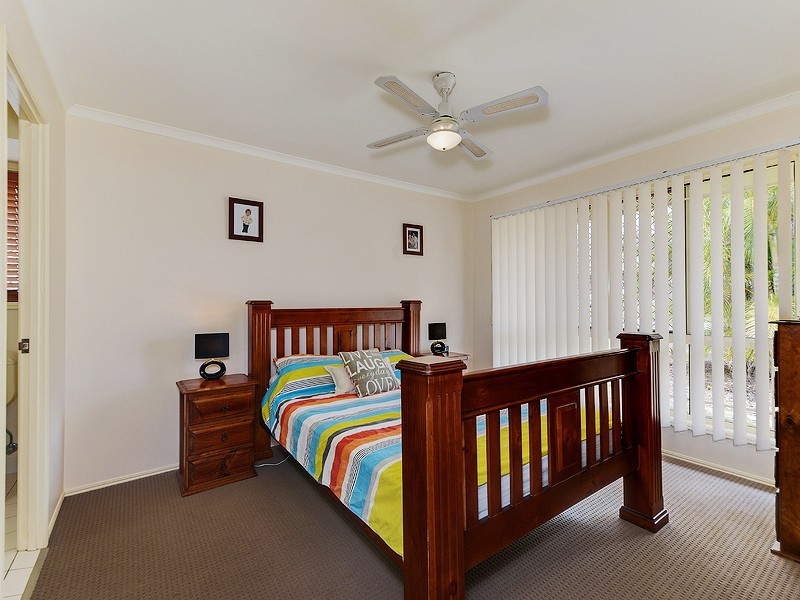 25 Paterson Place, Narangba QLD 4504