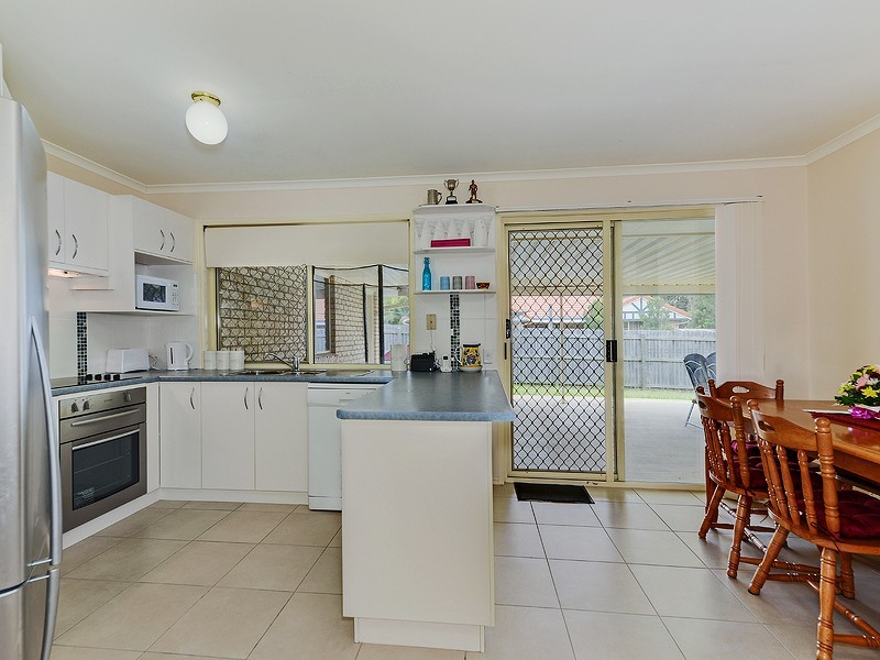 25 Paterson Place, Narangba QLD 4504