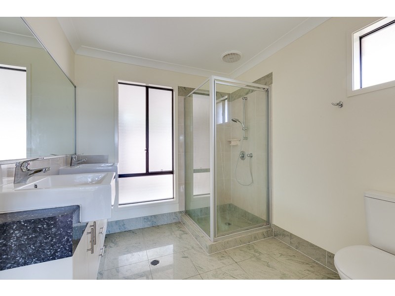 26 Lenna Court, Mount Warren Park QLD 4207