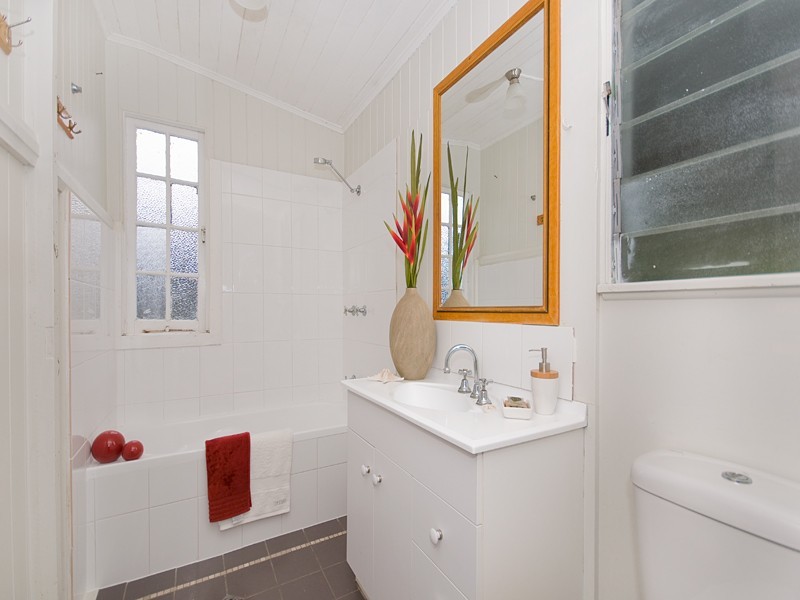 29 Hetherington Street, Herston QLD 4006