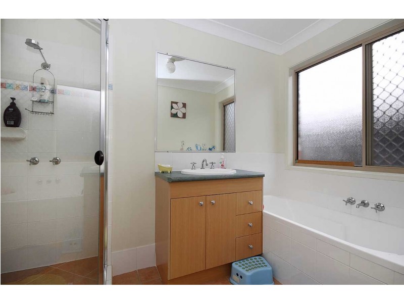 29 Jupiter Street, Springfield Lakes QLD 4300