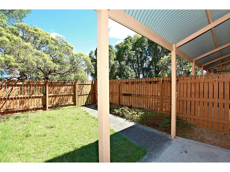 3/2 Tingi Avenue, Tanah Merah QLD 4128