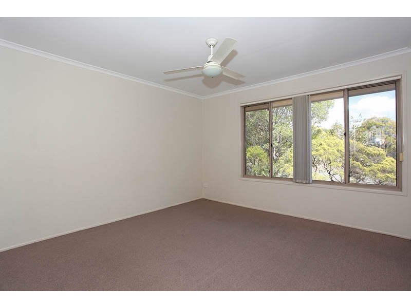 3/2 Tingi Avenue, Tanah Merah QLD 4128