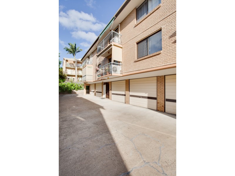 4/42 Macaulay Street, Coorparoo QLD 4151