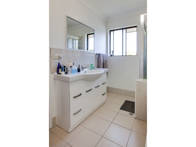 4/42 Macaulay Street, Coorparoo QLD 4151