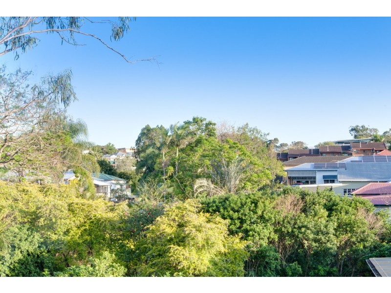 4/42 Macaulay Street, Coorparoo QLD 4151