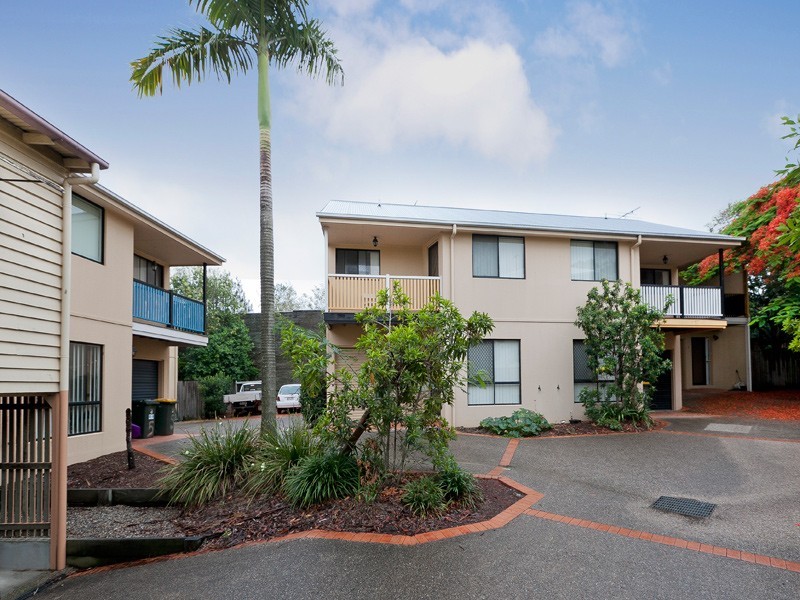 4/7 Curtis Street, Norman Park QLD 4170