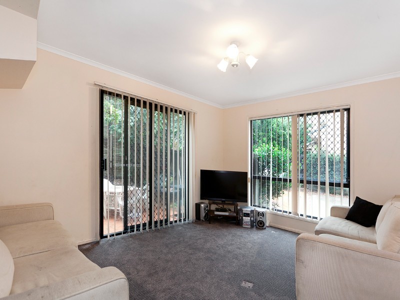 4/7 Curtis Street, Norman Park QLD 4170