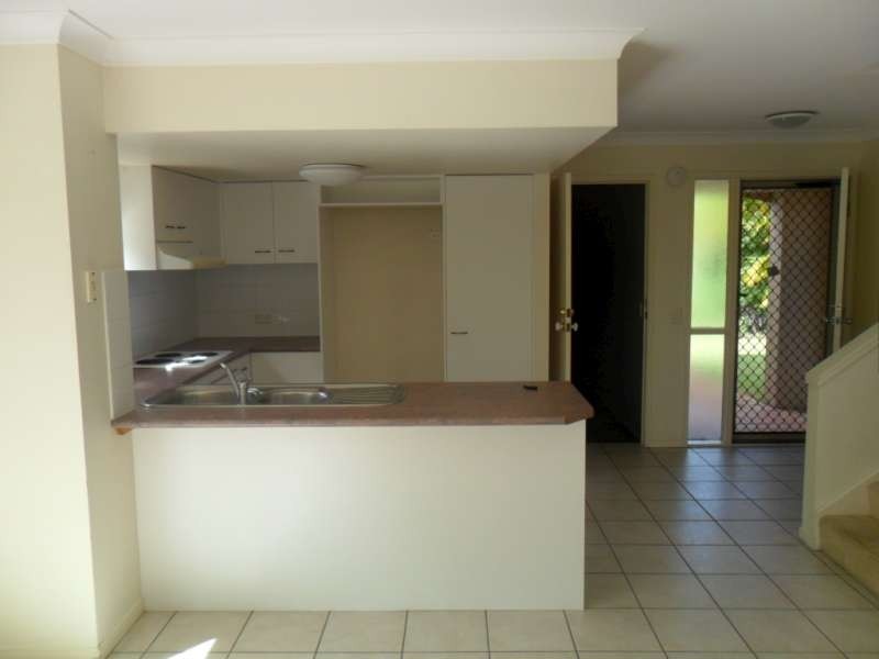 41 Marble Arch Place, Arundel QLD 4214