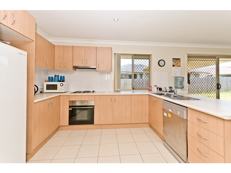 5 Shields Court, Morayfield QLD 4506