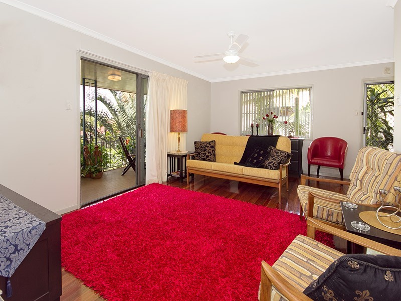 6 Satinay Street, Keperra QLD 4054