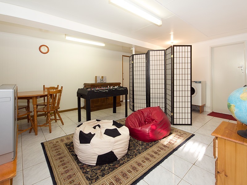 6 Satinay Street, Keperra QLD 4054