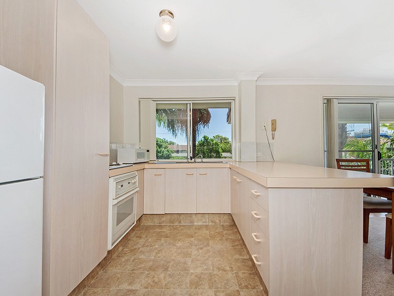 7/145 Muir Street, Labrador QLD 4215