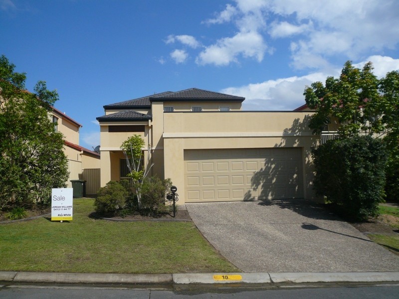 10 Noelene Lane, Arundel QLD 4214