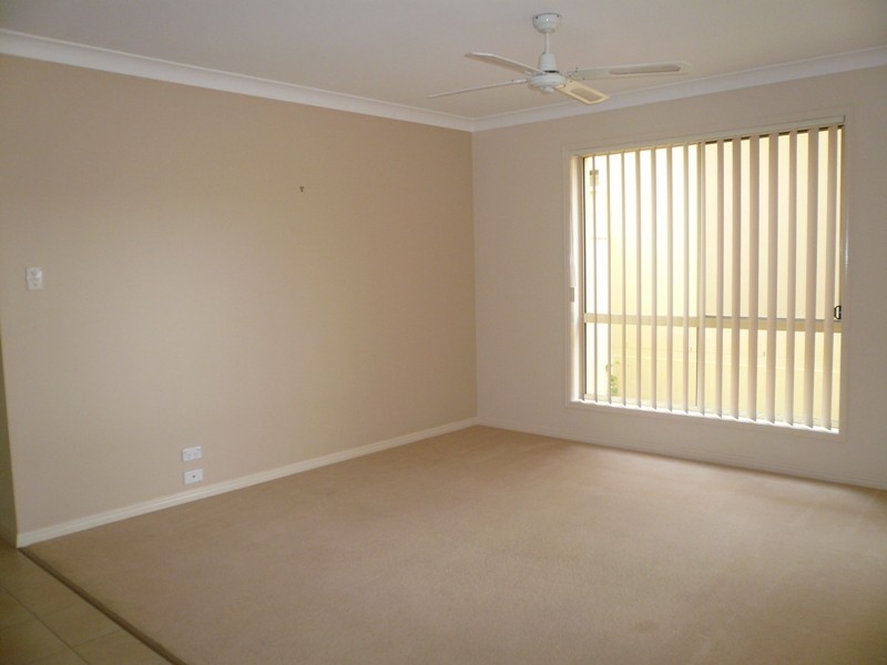 10 Noelene Lane, Arundel QLD 4214