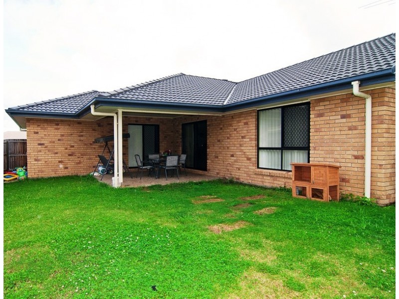 45 Willowleaf Circuit, Upper Caboolture QLD 4510