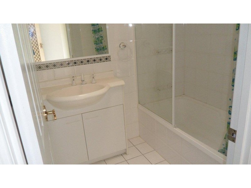 24/128 Meadowlands Road, Carina QLD 4152