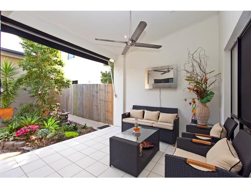 104/16 Surbiton Court, Carindale QLD 4152