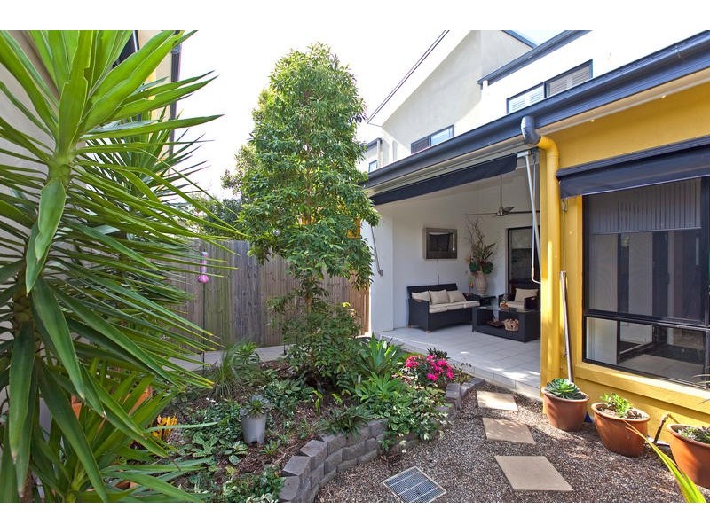 104/16 Surbiton Court, Carindale QLD 4152