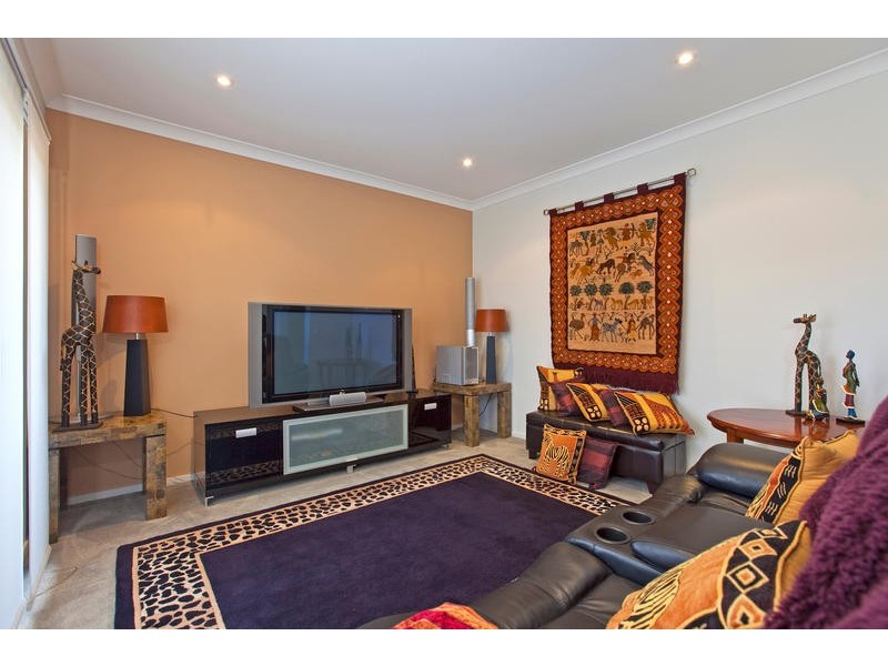 104/16 Surbiton Court, Carindale QLD 4152