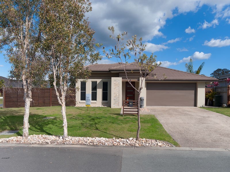 1 Brush Box Place, Wakerley QLD 4154