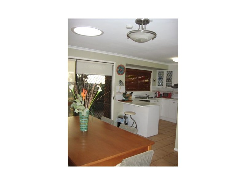 4 Edred Street, Carindale QLD 4152