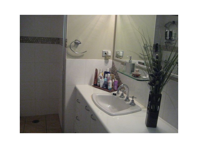 4 Edred Street, Carindale QLD 4152