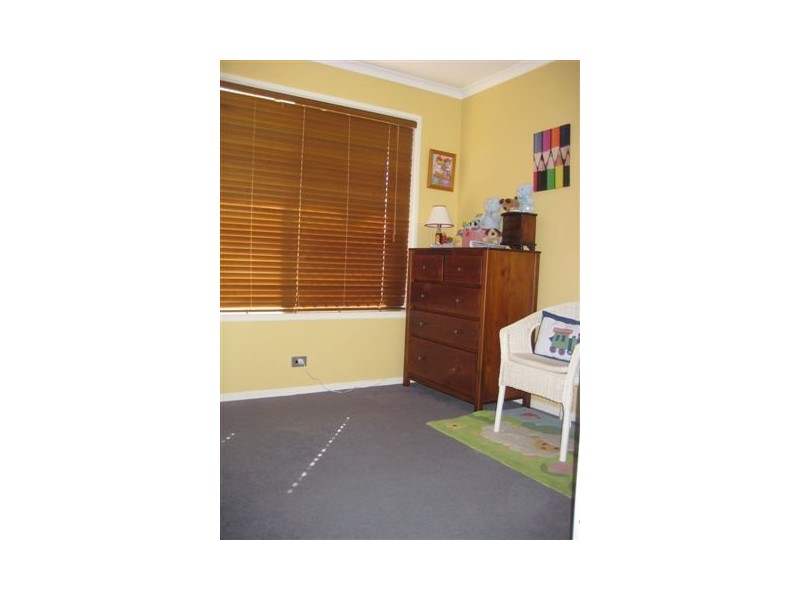 4 Edred Street, Carindale QLD 4152