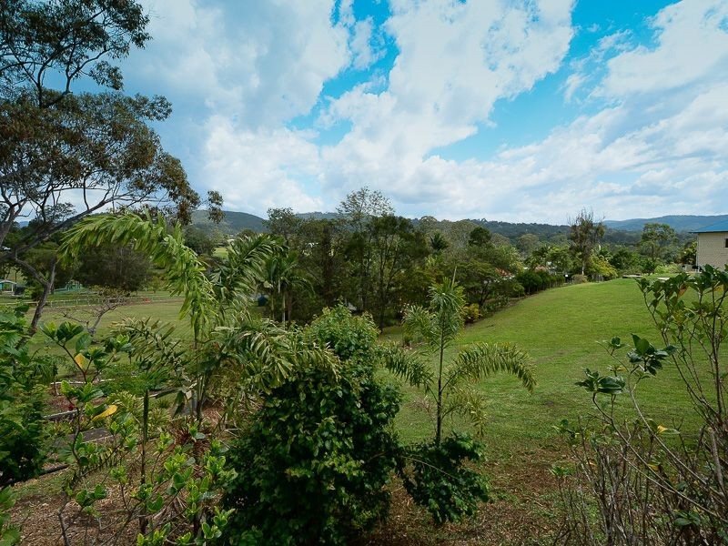 2 Riverina Court, Mudgeeraba QLD 4213