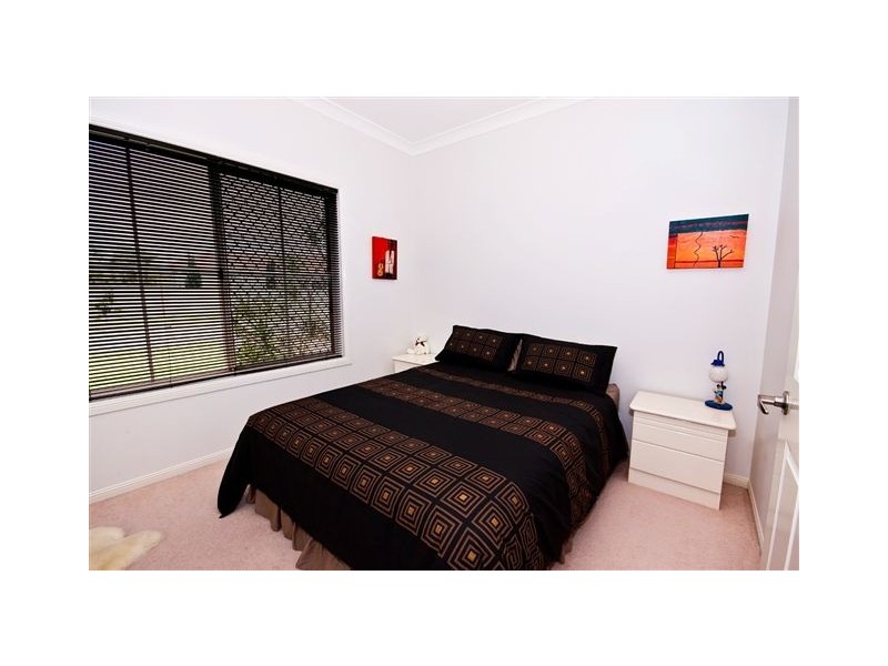 26  Arbuthnot Pde, Benowa Waters QLD 4217