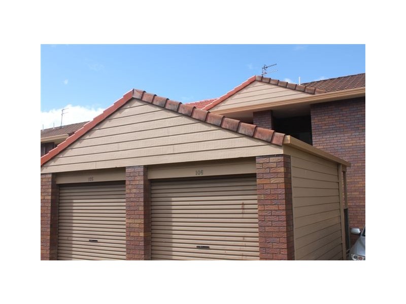 Biggera Waters QLD 4216