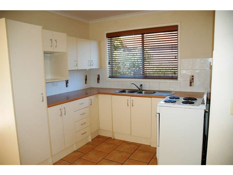 6/164 Frank Street, Labrador QLD 4215