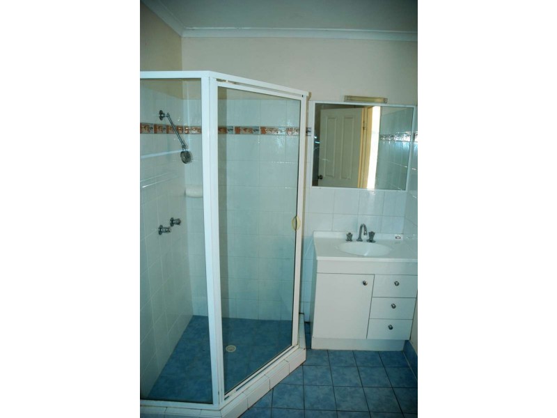 6/164 Frank Street, Labrador QLD 4215