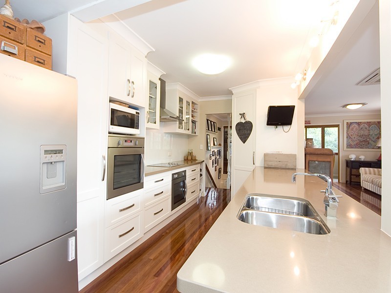 82 Monash Road, Tarragindi QLD 4121