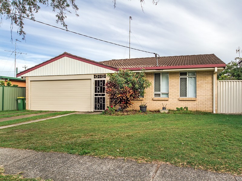 102 Muir and 43 and 45 Central Streets, Labrador QLD 4215