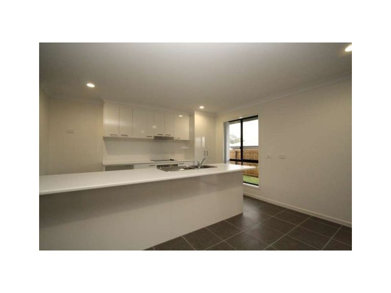 12 Prestige Drive, Marsden QLD 4132