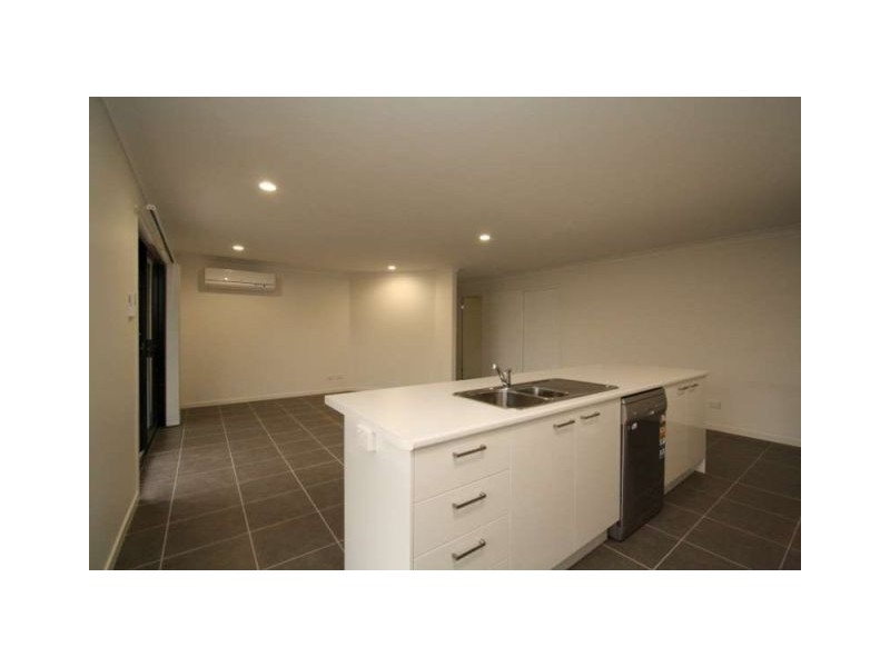 12 Prestige Drive, Marsden QLD 4132