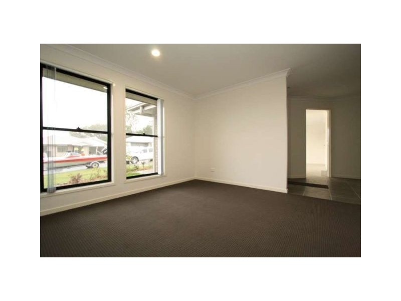 12 Prestige Drive, Marsden QLD 4132