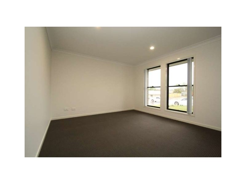 12 Prestige Drive, Marsden QLD 4132